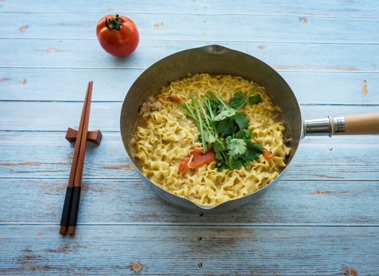 도미노 피자, 목요일 저녁을 위한 완벽한 선택!